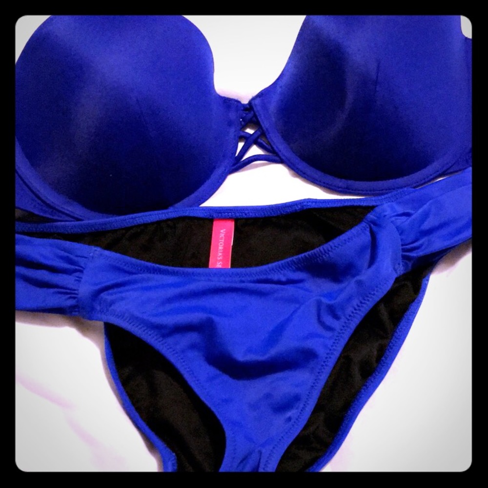 Victoria Secret bathing suit 34D/Small